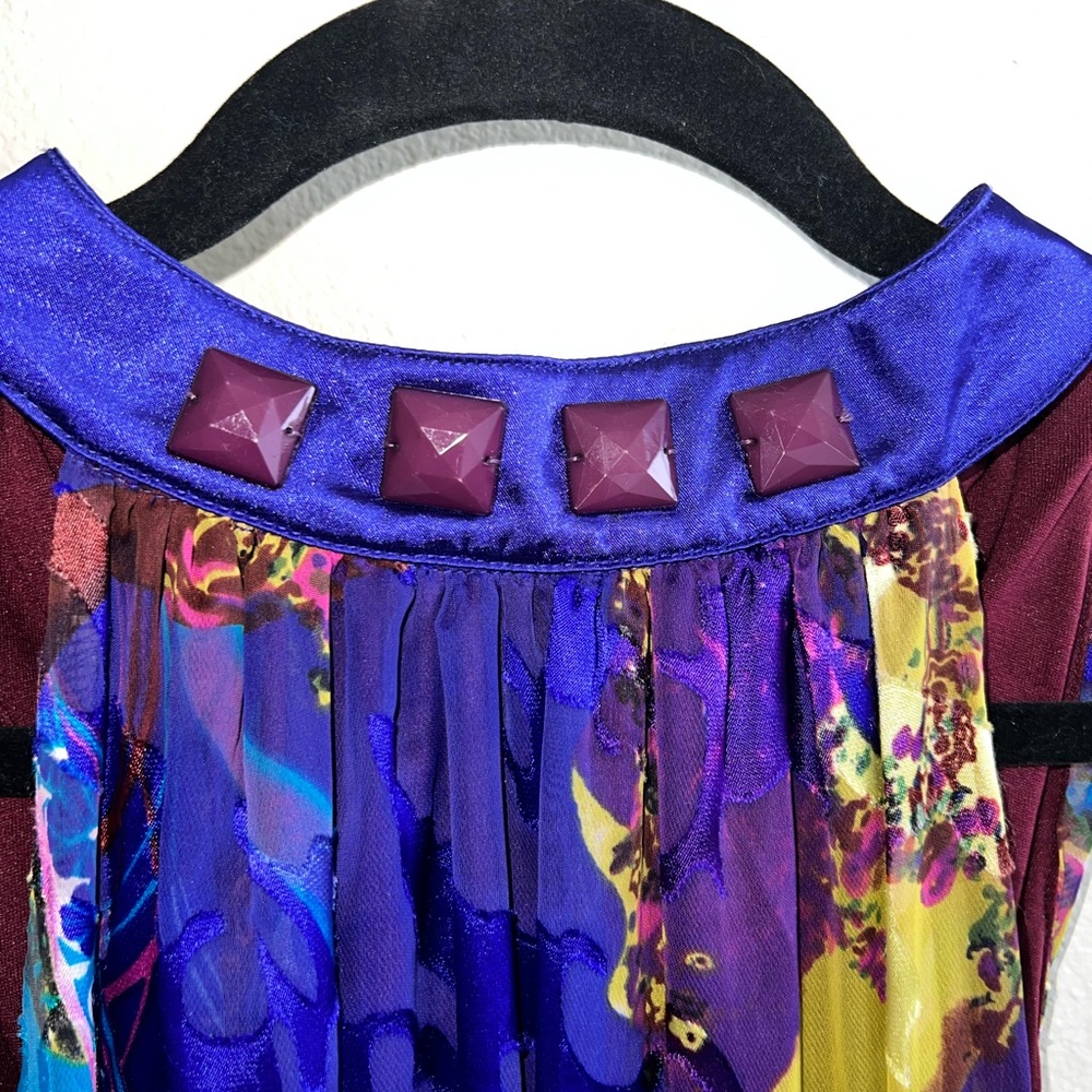 Dress - Picture 6 of 8